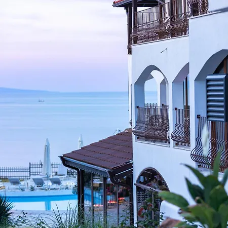 Relax 3* Sozopol