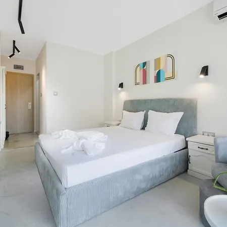 Relax Hotel