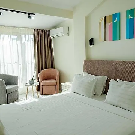 Relax Hotel