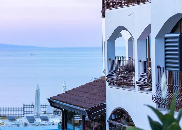 Relax 3* Σωζόπολη